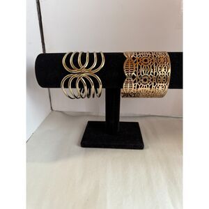 Big Bangle Set Fashion Jewelry Gorgeous!